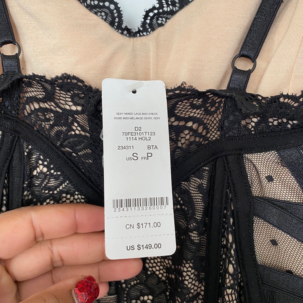 Never before worn Bebe Dress